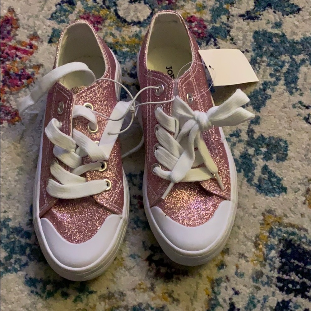 Joe Boxer pink glitter shoes